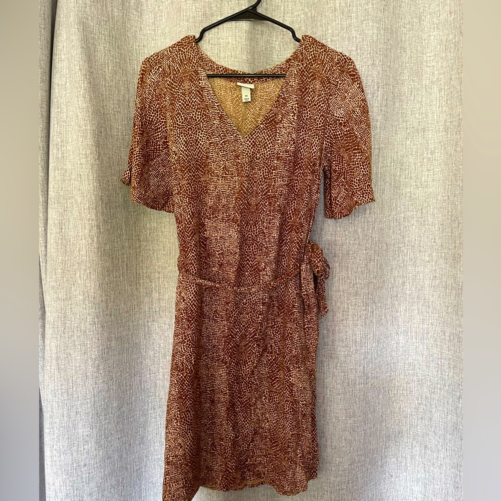 ⭐️A NEW DAY short sleeved rayon dress⭐️
